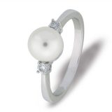 Evita perlering med diamanter